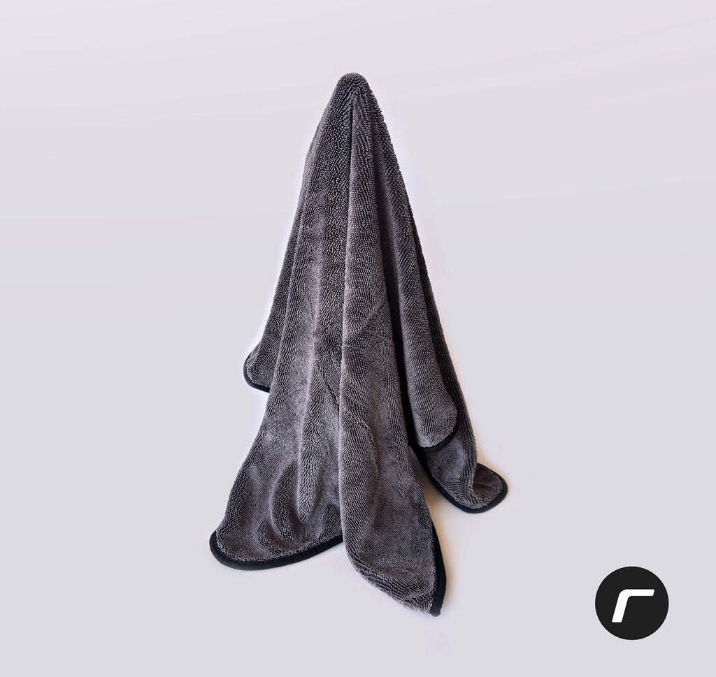 Our 800gsm Rennglanz Premium Drying Towel